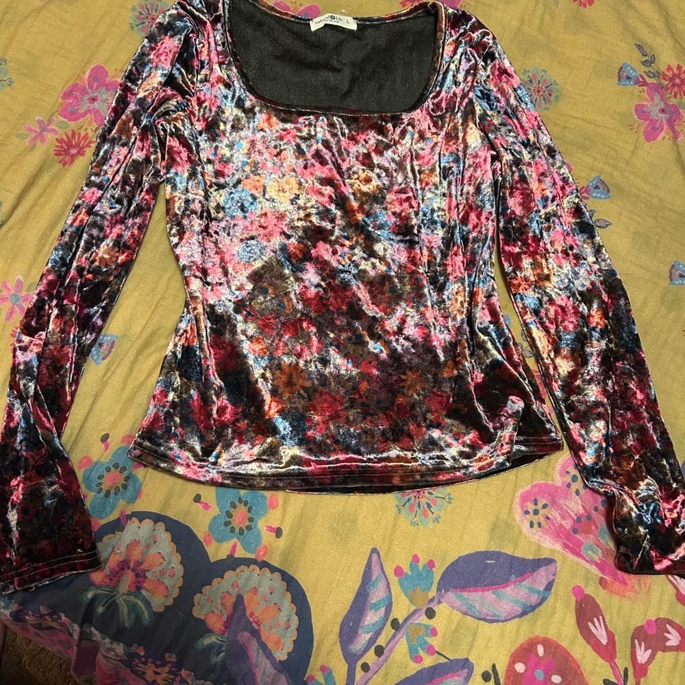 NATURAL LIFE Velvet Long Sleeve Top - Multicolor